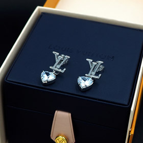 Louis Vuitton LV Heart Diamond Earrings-4031